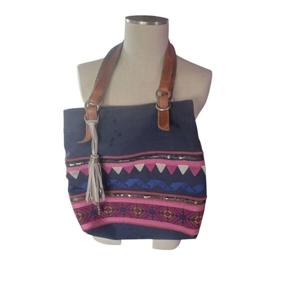 Fossil Jesse Bohemian tote suede handles original charm key and Tassel pink navy - Picture 1 of 4